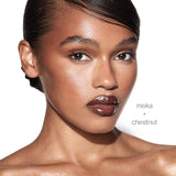 MQLE Melt & Shine 2'li Ruj ve Dudak Parlatıcısı Seti – Mocha Mood Melt & Shine dudak görünümü